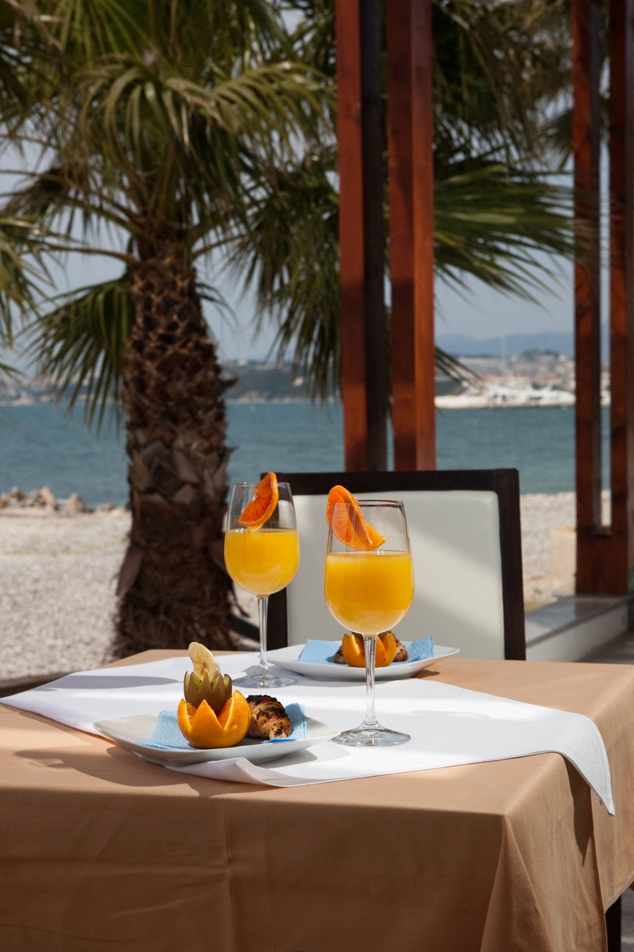 Hotel Gala Split Подстрана Екстериор снимка