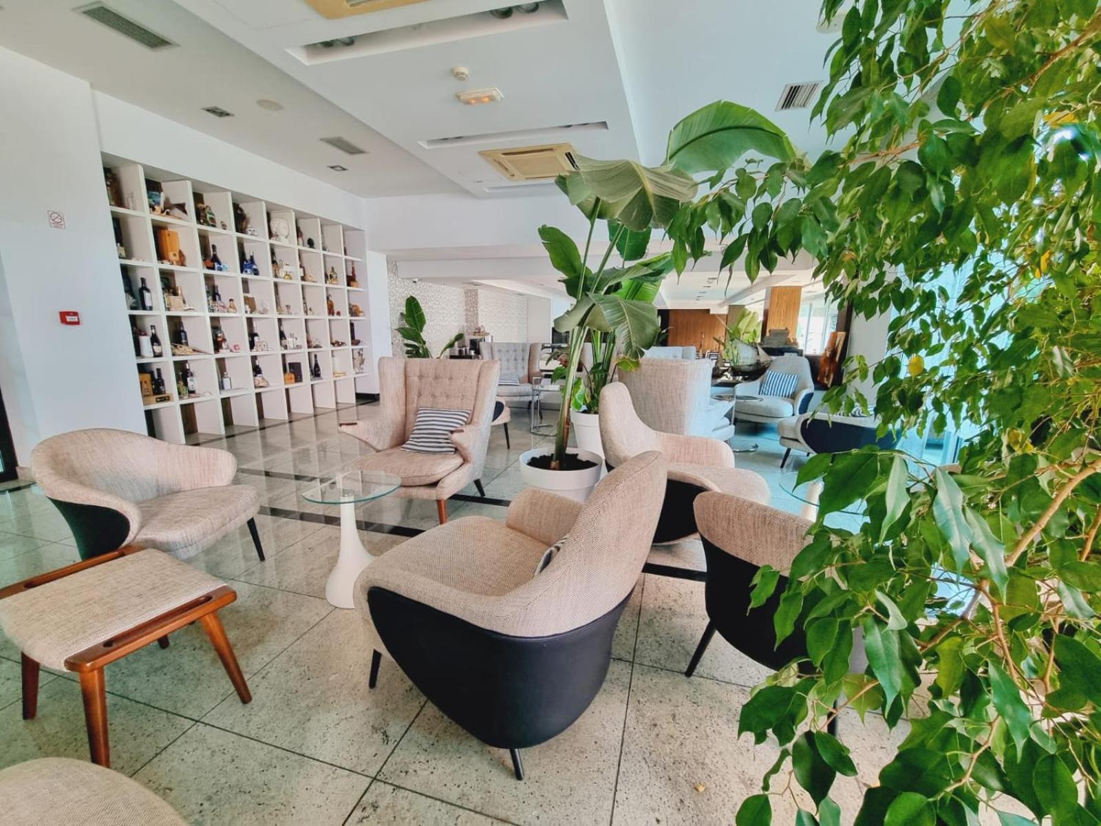 Hotel Gala Split Подстрана Екстериор снимка