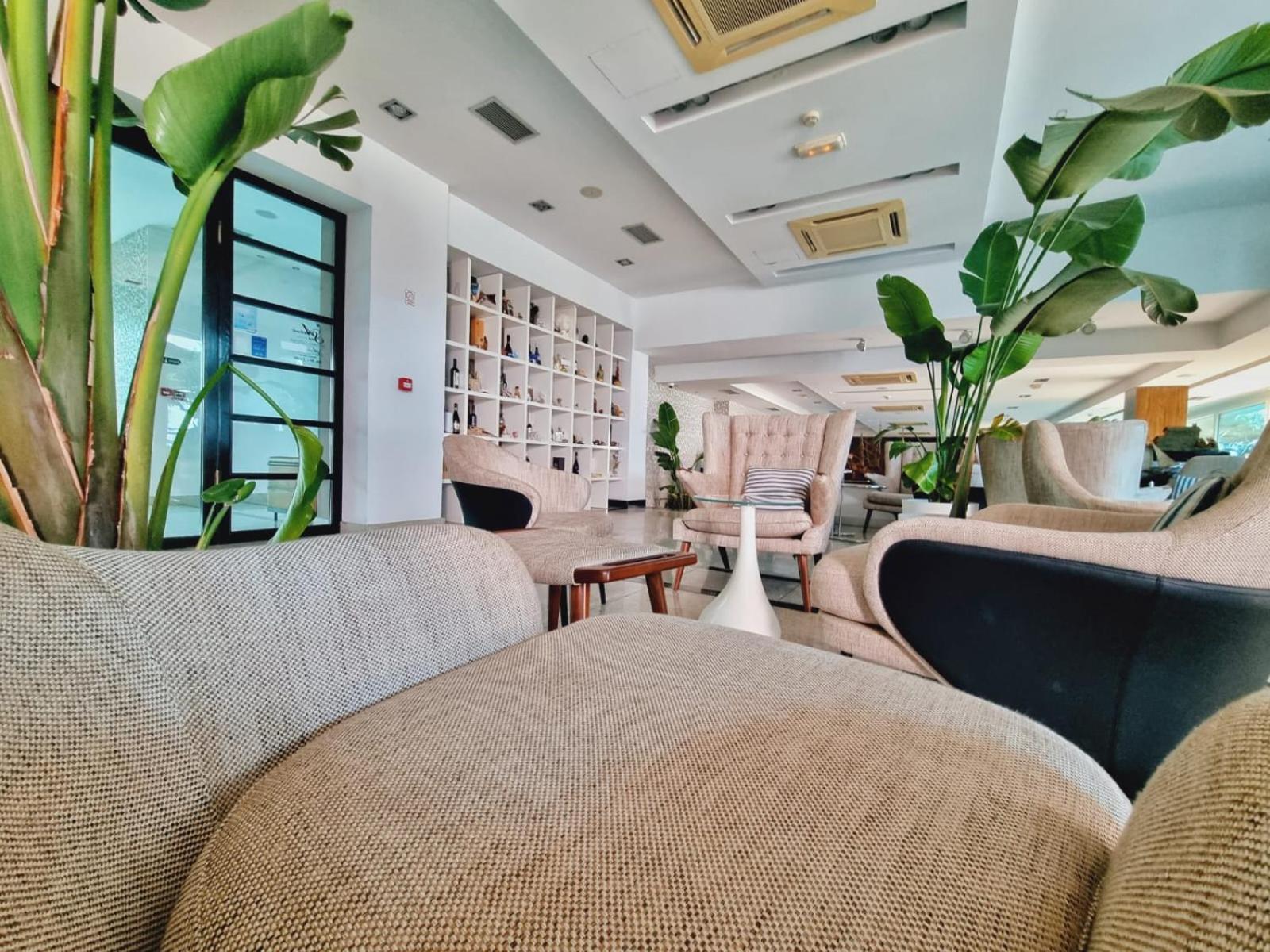 Hotel Gala Split Подстрана Екстериор снимка