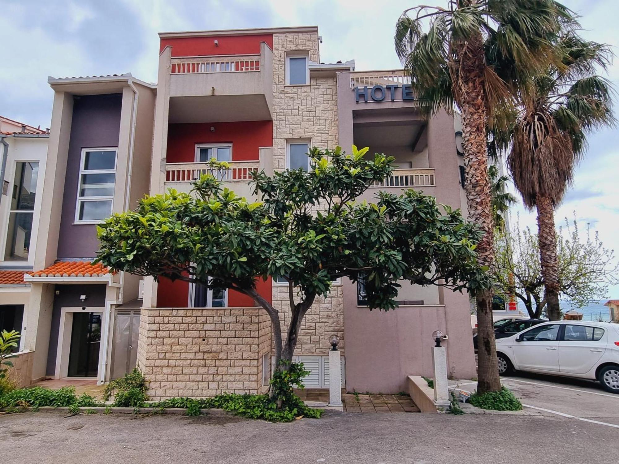 Hotel Gala Split Подстрана Екстериор снимка