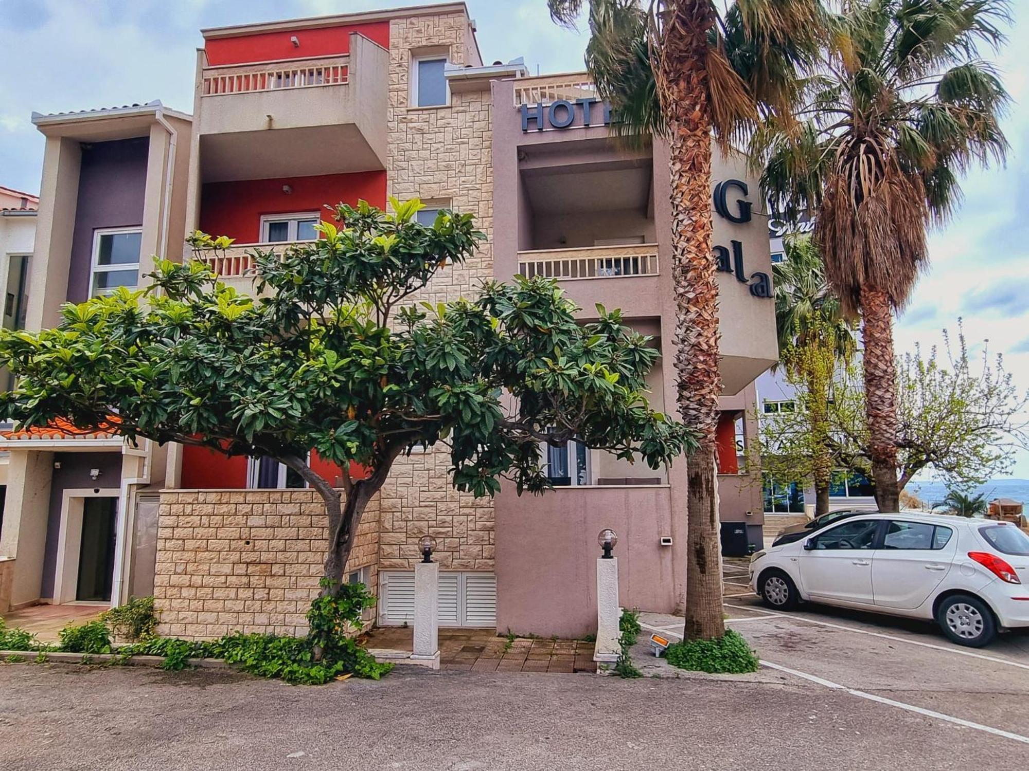 Hotel Gala Split Подстрана Екстериор снимка