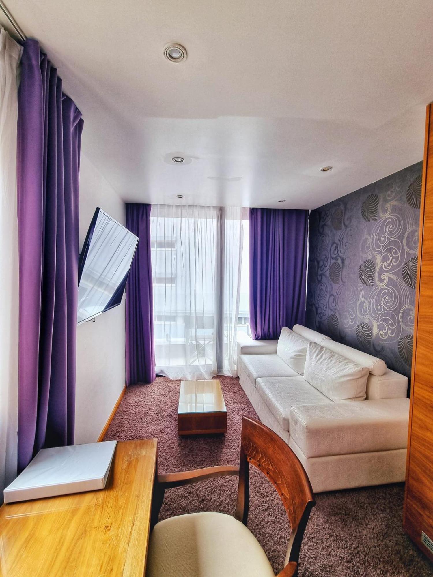 Hotel Gala Split Подстрана Екстериор снимка