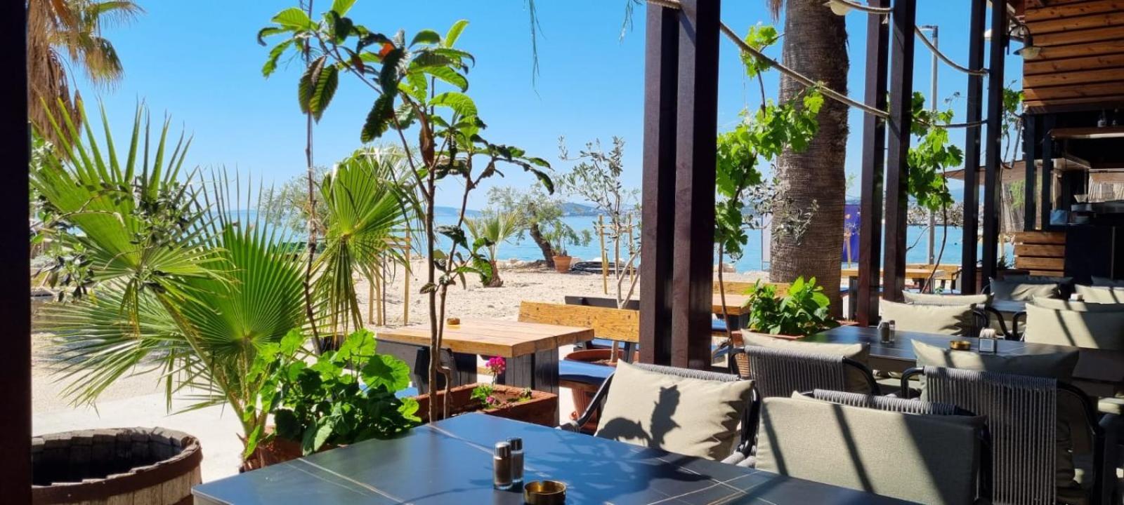 Hotel Gala Split Подстрана Екстериор снимка