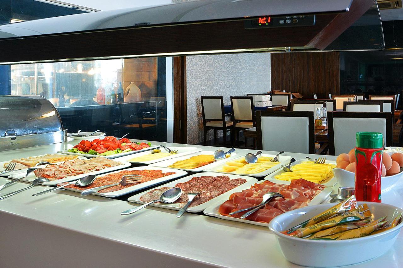 Hotel Gala Split Подстрана Екстериор снимка